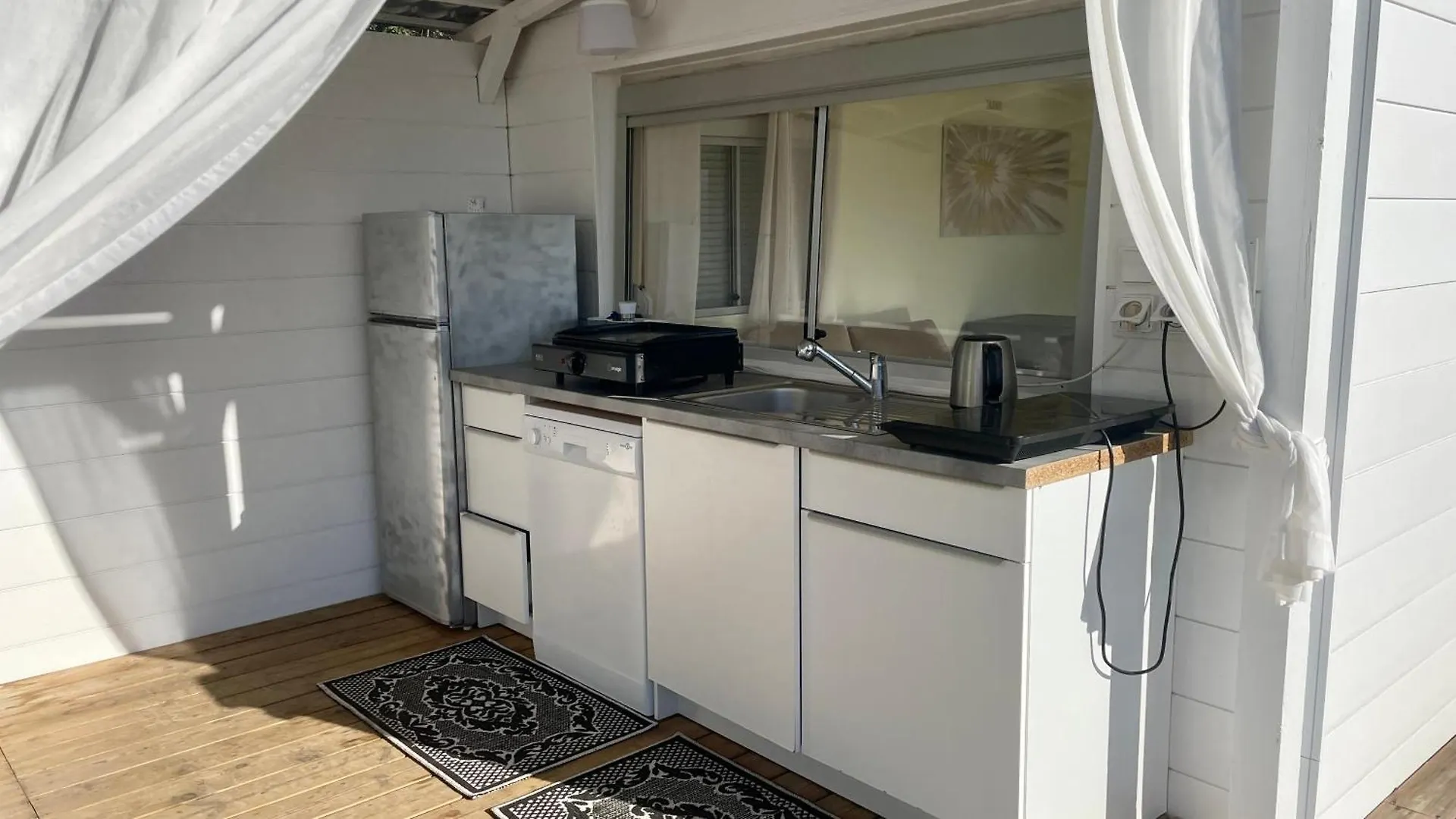 2 Tiny Homes With Private Pool & Beds In Golf Of St-Tropez Le Muy