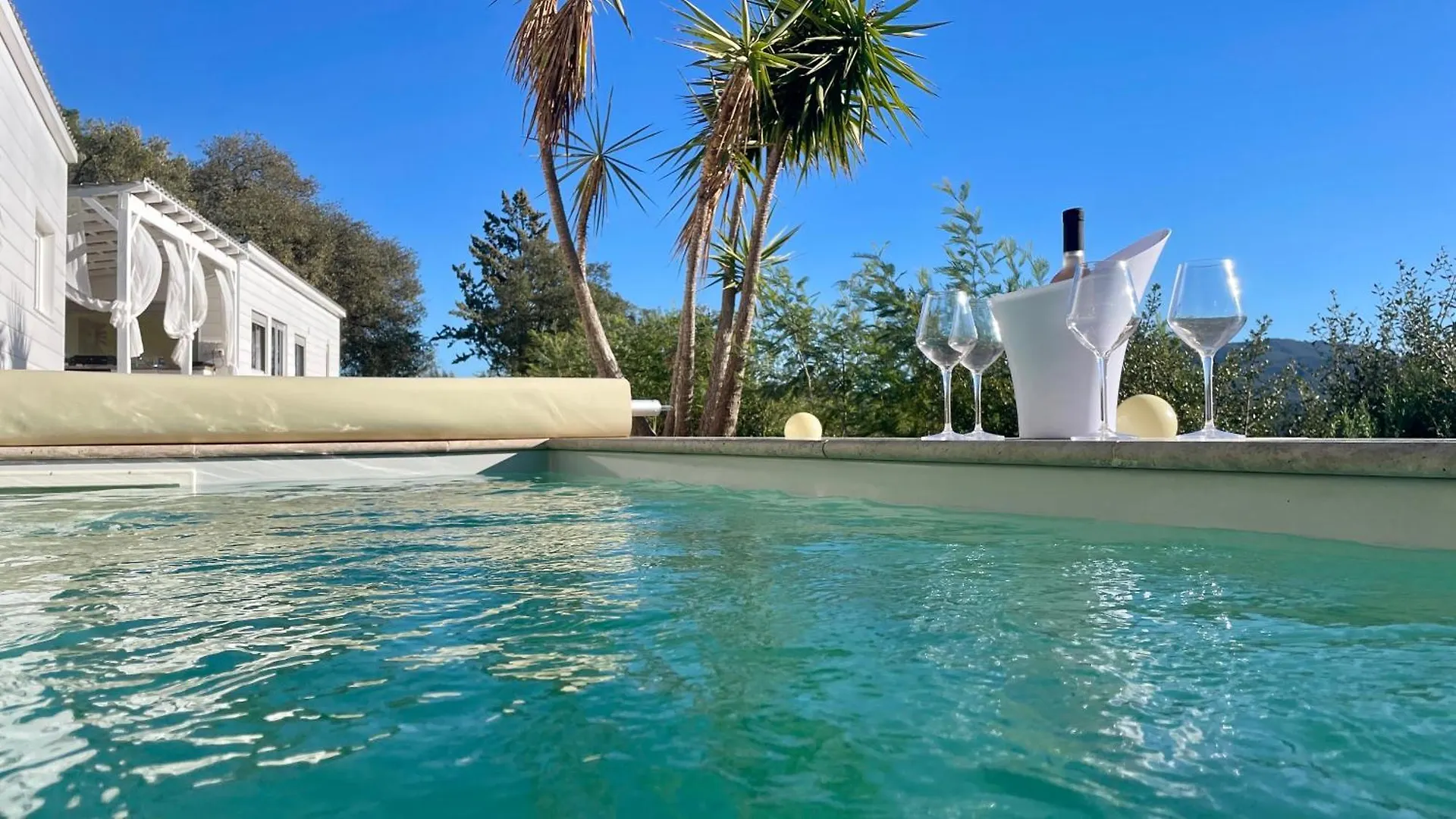 2 Tiny Homes With Private Pool & Beds In Golf Of St-Tropez Le Muy Feriehus