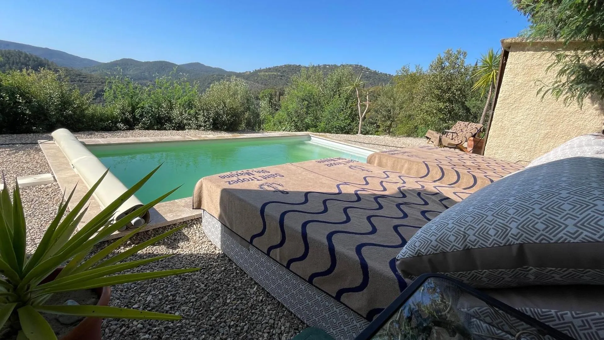 2 Tiny Homes With Private Pool & Beds In Golf Of St-Tropez Le Muy